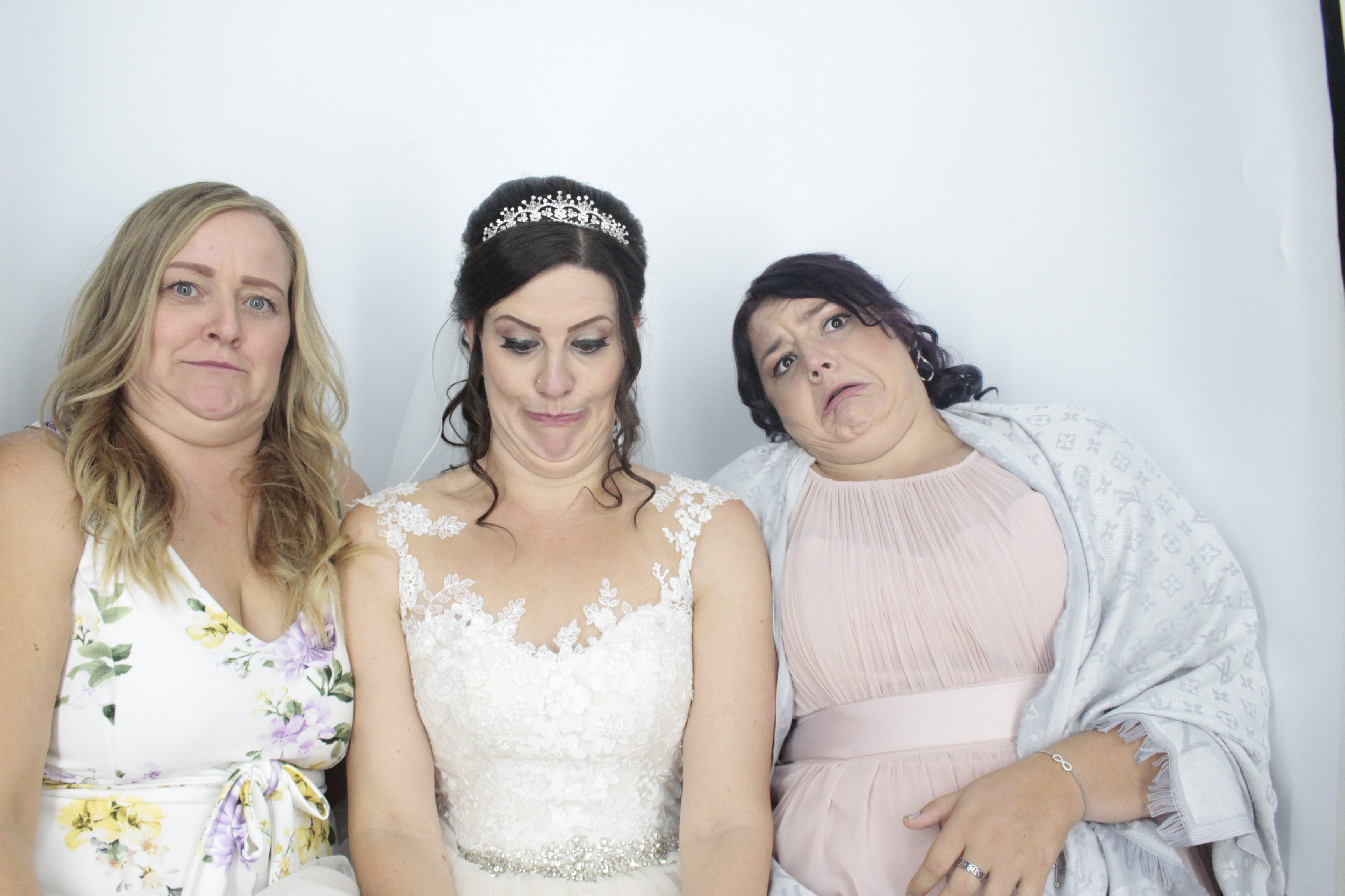 Kim & Andy's Wedding | View more photos from the event at gallery.myphotoboothexperience.co.uk/u/MyPhotoBoothExperienceLtd/Kim-Andys-Wedding